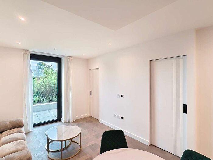 1 Bedroom Studio To Rent In Boxwood Gardens, London, E1W
