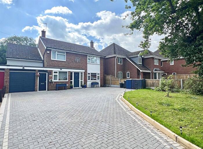 4 Bedroom Detached House For Sale In London Road, Black Notley, Braintree, CM77