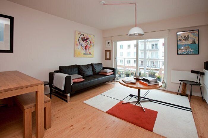 1 Bedroom Flat For Sale In Heritage Avenue, Colindale, London, NW9