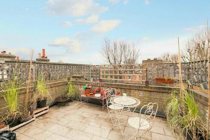 2 Bedroom Apartment To Rent In Bellenden Road, London, SE15