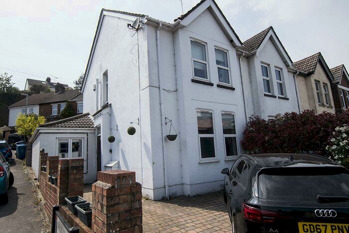 4 Bedroom House To Rent In Yarmouth Road, , Poole, BH12