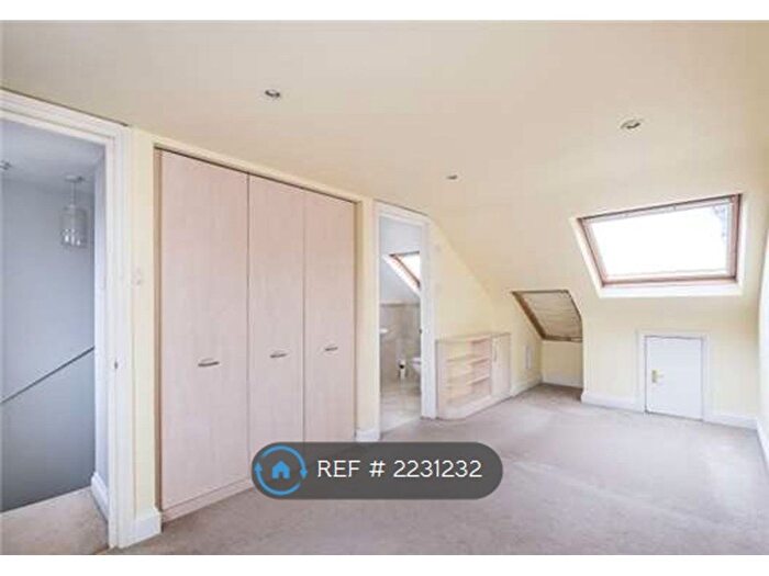 3 Bedroom Terraced House To Rent In Cochrane Road, London, SW19