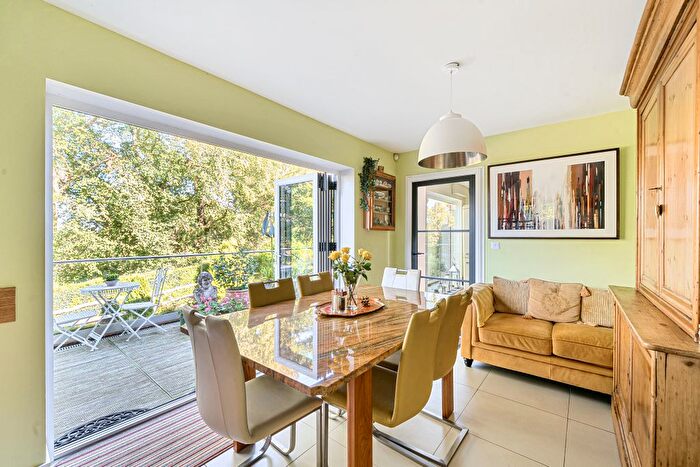 5 Bedroom Detached House For Sale In Mantell Close, Newick, BN8