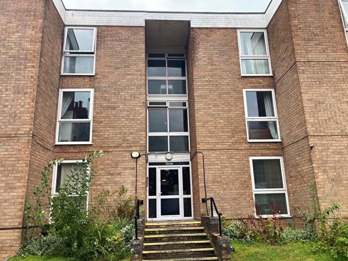 2 Bedroom Apartment For Sale In Acrefield Road, Birkenhead, CH42