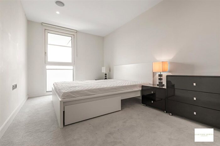 2 Bedroom Flat To Rent In Bramah House, Grosvenor Waterside, Gatliff Road, London, SW1W