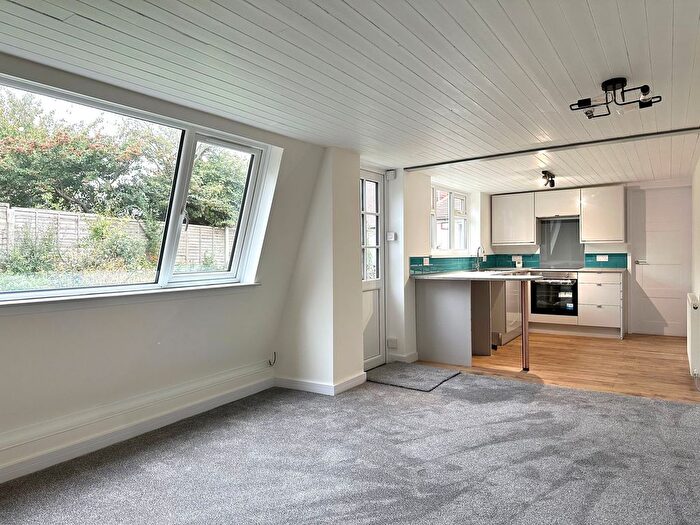 1 Bedroom Property To Rent In Percy Avenue, Broadstairs, CT10