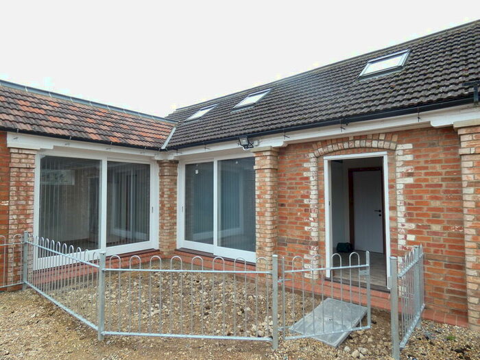 1 Bedroom Cottage To Rent In West End Road, Kempston, MK43