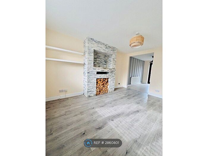 3 Bedroom Terraced House To Rent In Old Mill Close, Manchester, M27