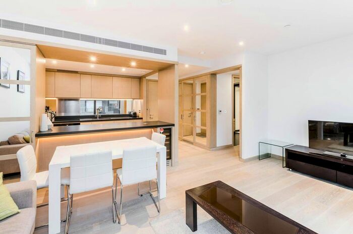 1 Bedroom Flat To Rent In Legacy Gardens, Nine Elms, London, SW11