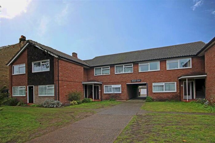 2 Bedroom Flat To Rent In Stanley Road, Teddington TW11