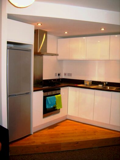 Studio To Rent In Whitefield Tce, Flat Greenbank Road, PL4