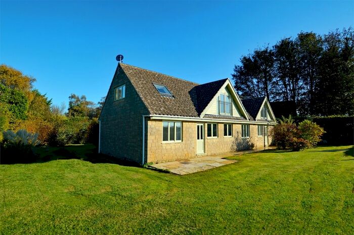 4 Bedroom Detached House For Sale In Brimpsfield, Gloucester GL4