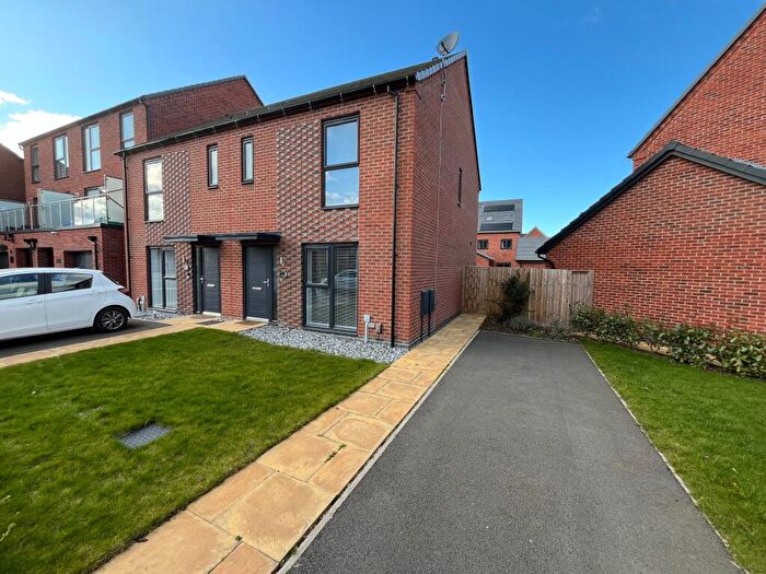 3 Bedroom Semi-Detached House To Rent In Thyme Street, Burton-On-Trent, DE14