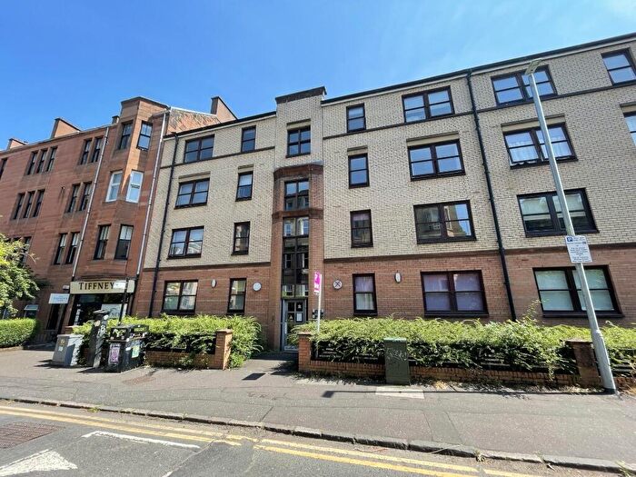 3 Bedroom Flat To Rent In Otago Street, Glasgow, G12