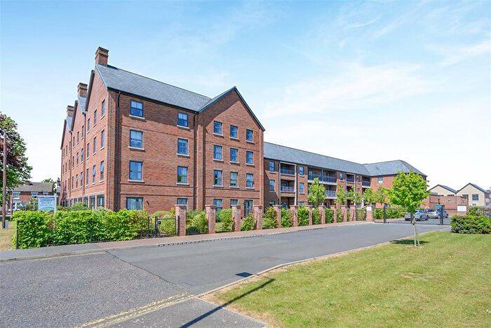 2 Bedroom Flat For Sale In Lancer House, Butt Road, Colchester, CO2