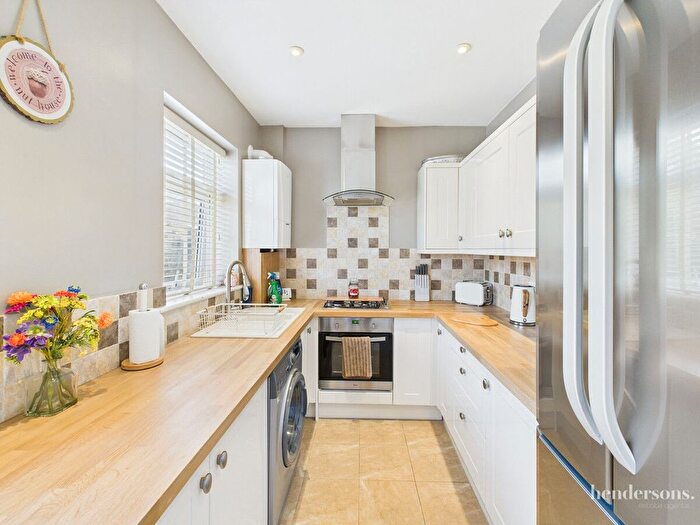 3 Bedroom Semi-Detached House For Sale In St. Peters Road, Whitby, YO22