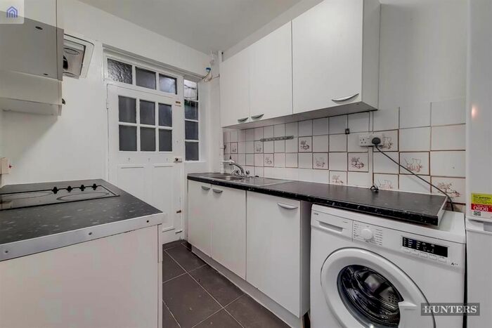 4 Bedroom Flat To Rent In Gloucester Place, London, NW1