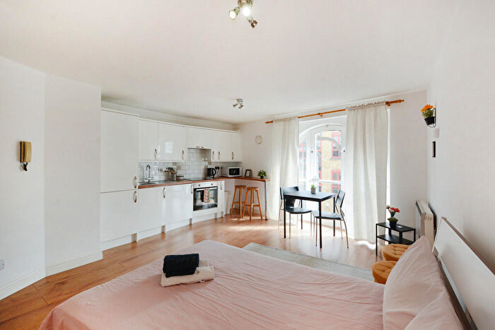 Studio To Rent In Melville Court, , London, SE8