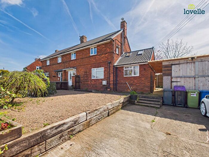 3 Bedroom Semi-Detached House For Sale In Nettleton Road, Caistor, LN7