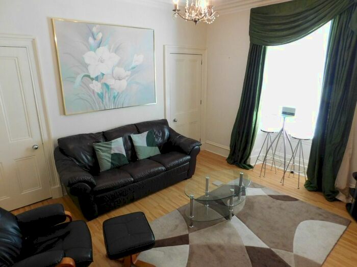 1 Bedroom Flat To Rent In Charlotte Street, City Centre, Aberdeen, AB25