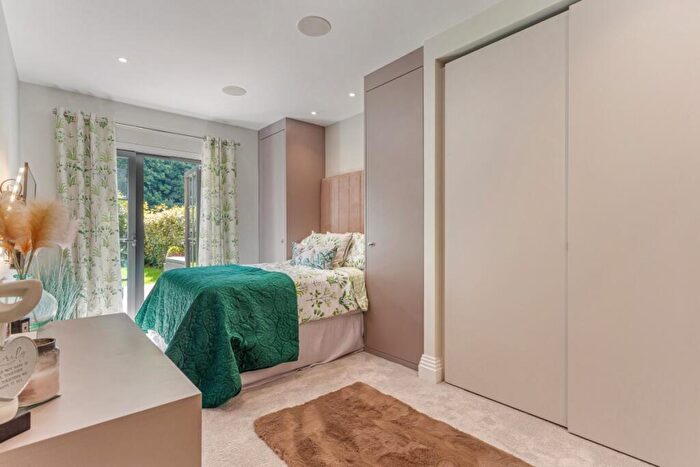 2 Bedroom Apartment To Rent In Glen Island Maidenhead, SL6