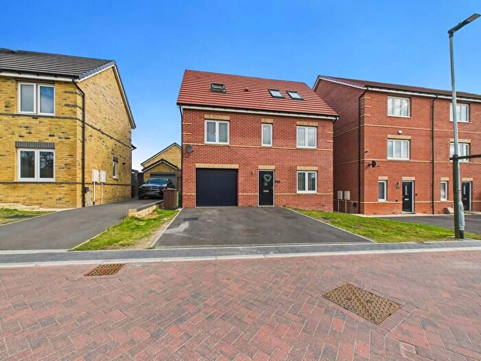 4 Bedroom Detached House For Sale In Tulip Close, Castleford, WF10