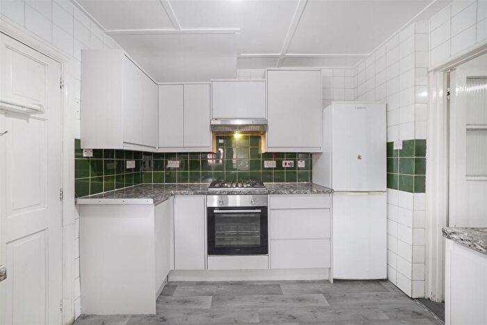 3 Bedroom End Of Terrace House To Rent In Herga Road, Harrow, HA3