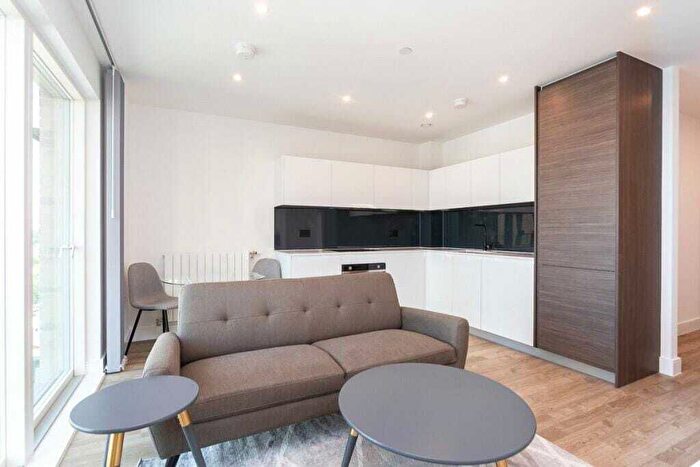 1 Bedroom Flat To Rent In Plowden Road, Kidbrooke, SE3