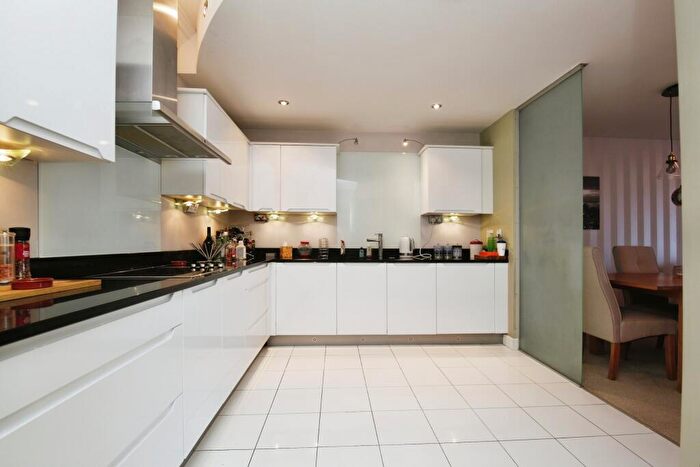1 Bedroom Flat For Sale In Fletcher Road, Gateshead, Tyne And Wear, NE8