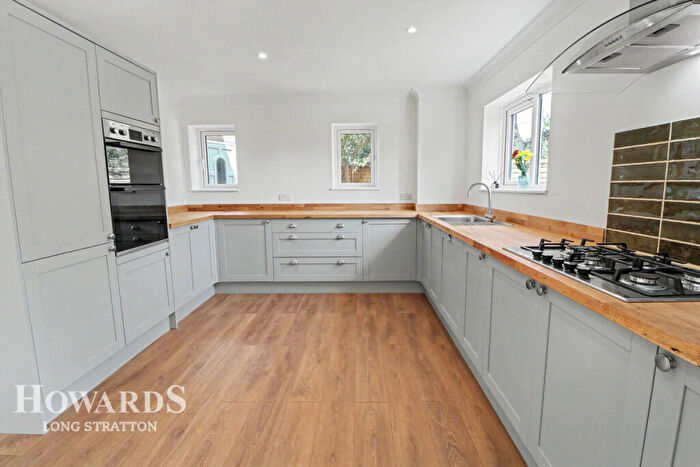 4 Bedroom Detached House For Sale In Tunbeck Close, Wortwell, IP20