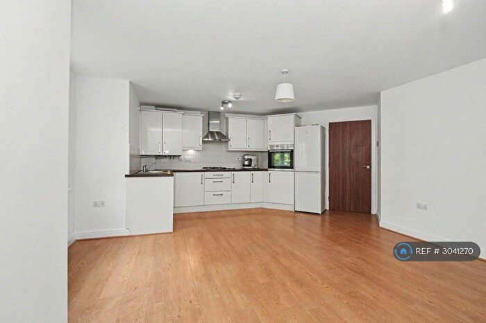 2 Bedroom Flat To Rent In Upton Grange, Chester, CH2