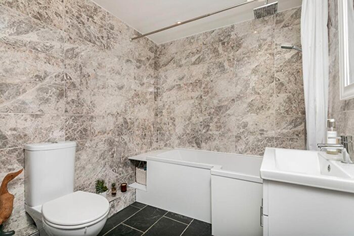 2 Bedroom Semi-Detached Bungalow For Sale In Rutledge Drive, Littleton, SO22