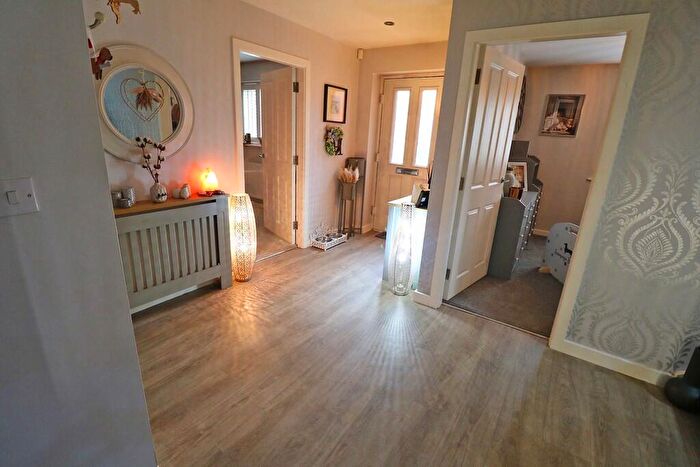 3 Bedroom Bungalow For Sale In Christophers Meadow, West Butterwick, DN17