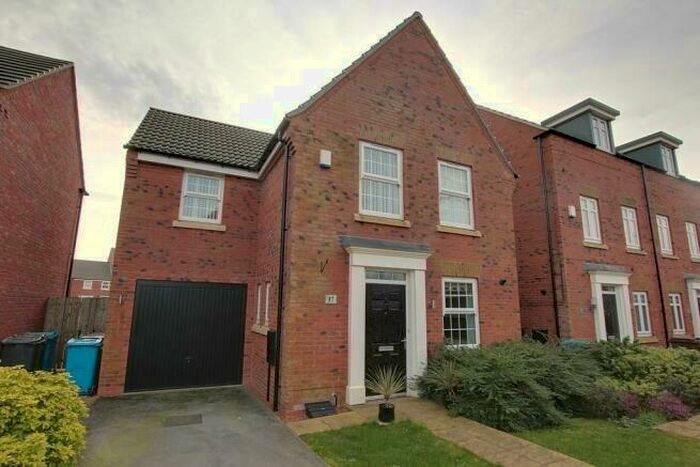3 Bedroom Detached House To Rent In Elthorne Park, Kingswood, Hull, East Riding Of Yorkshi, HU7