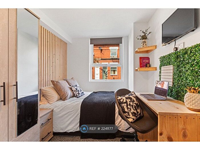 5 Bedroom Terraced House To Rent In Colchester Street, Coventry, CV1