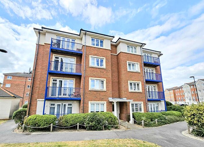 2 Bedroom Flat To Rent In Barbuda Quay, Eastbourne, BN23