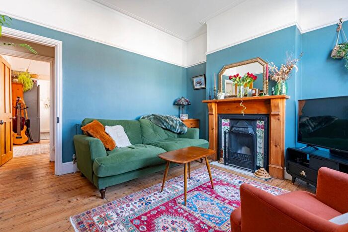 2 Bedroom Terraced House For Sale In Sprowston Road, Norwich, NR3