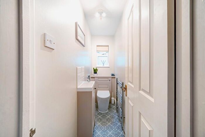 4 Bedroom Detached House For Sale In Goss Lane, Nailsea, North Somerset, BS48