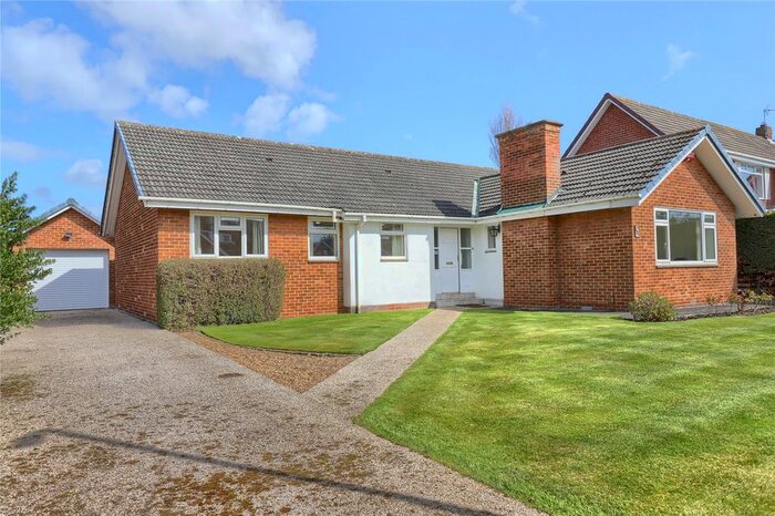 3 Bedroom Bungalow For Sale In Cortland Road, Nunthorpe, Middlesbrough, TS7