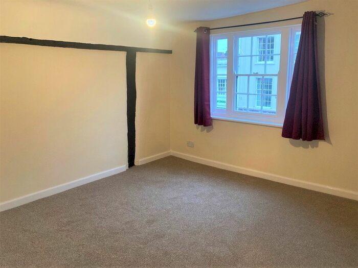 1 Bedroom Flat To Rent In High Street, Tewkesbury GL20