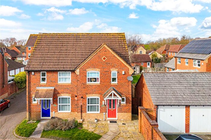 3 Bedroom Semi Detached House For Sale In Ferguson Road, Devizes, Wiltshire, SN10