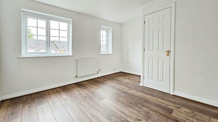 2 Bedroom Semi-Detached House For Sale In Bridgeness Road, Heatherton, DE23