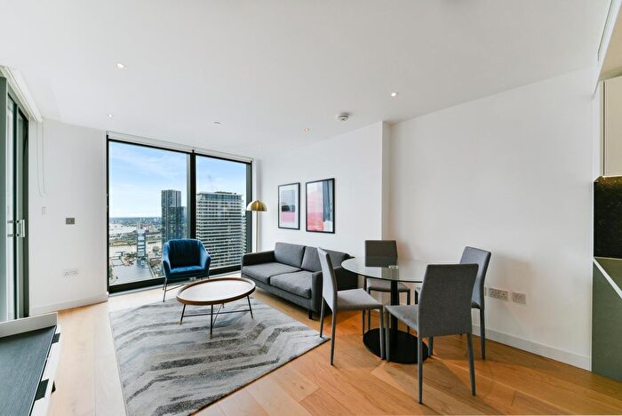 1 Bedroom Flat To Rent In Landmark Pinnacle, Canary Wharf, London, E14