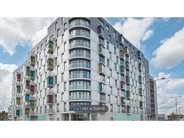 1 Bedroom Flat To Rent In Chatham Place, Reading, RG1