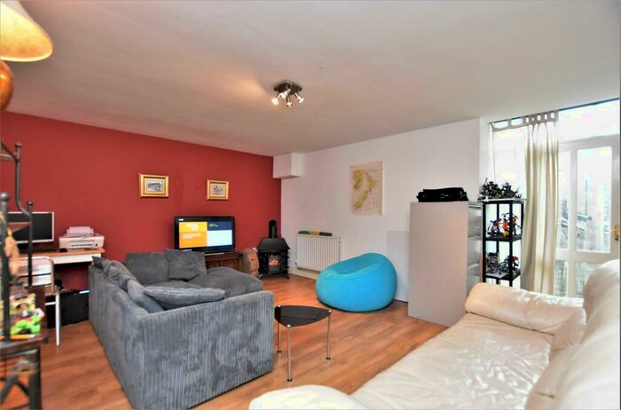 2 Bedroom Semi-Detached House For Sale In Queen Street, Ulverston, LA12