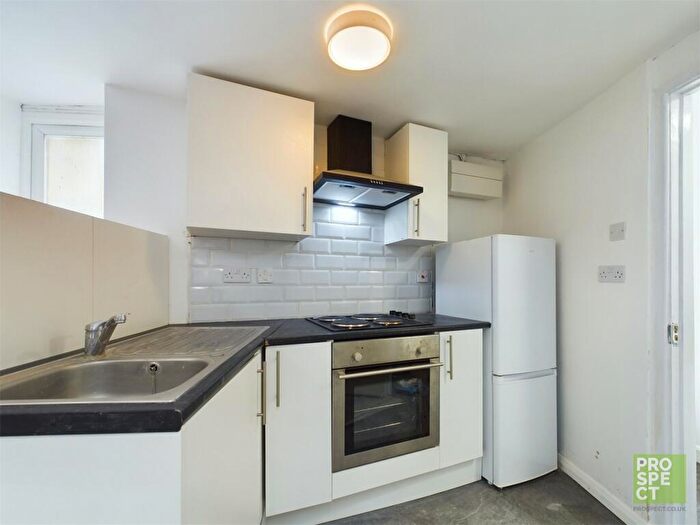 2 Bedroom Apartment To Rent In Windsor Lane, Burnham, Slough, Buckinghamshire, SL1