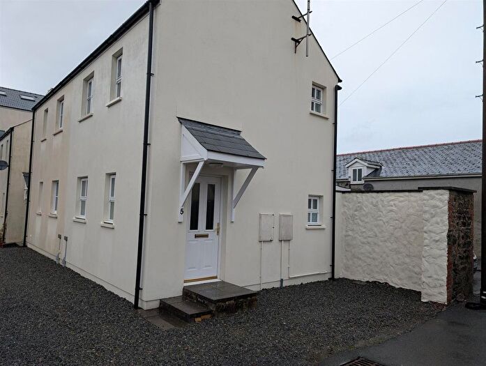 2 Bedroom Semi-Detached House To Rent In Co-Op Lane, Pembroke Dock, SA72