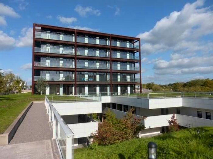 1 Bedroom Flat To Rent In Lake Shore Drive, Headley Park, Bristol BS13