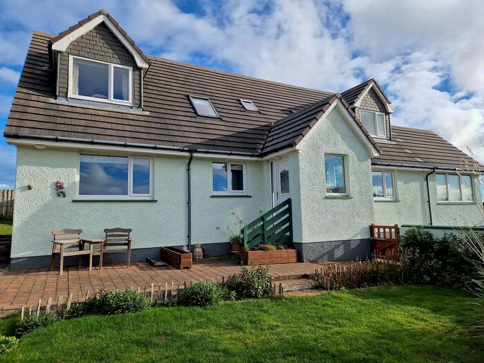 6 Bedroom Detached House For Sale In Sunny Shores, Bruernish, Isle Of Barra, HS9