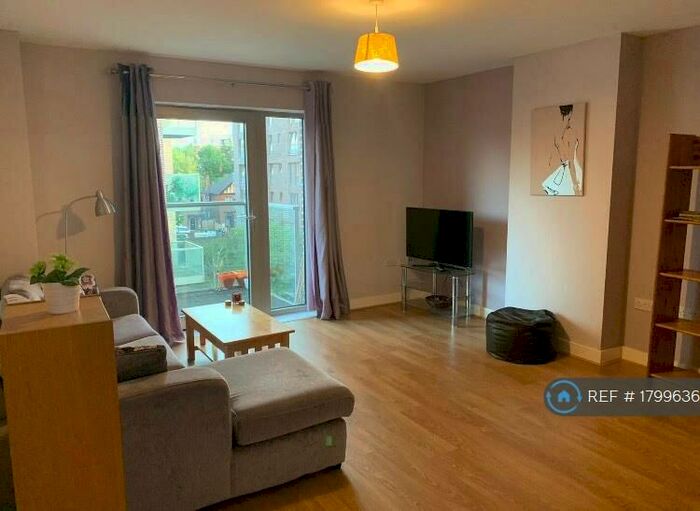 1 Bedroom Flat To Rent In Ashview Apartments, London, N4